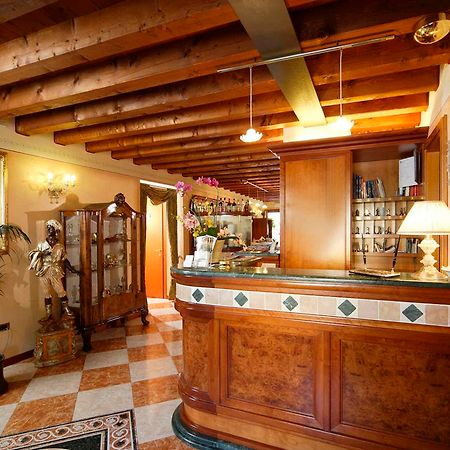 Hotel Antico Moro Chirignago-Zelarino Exterior photo