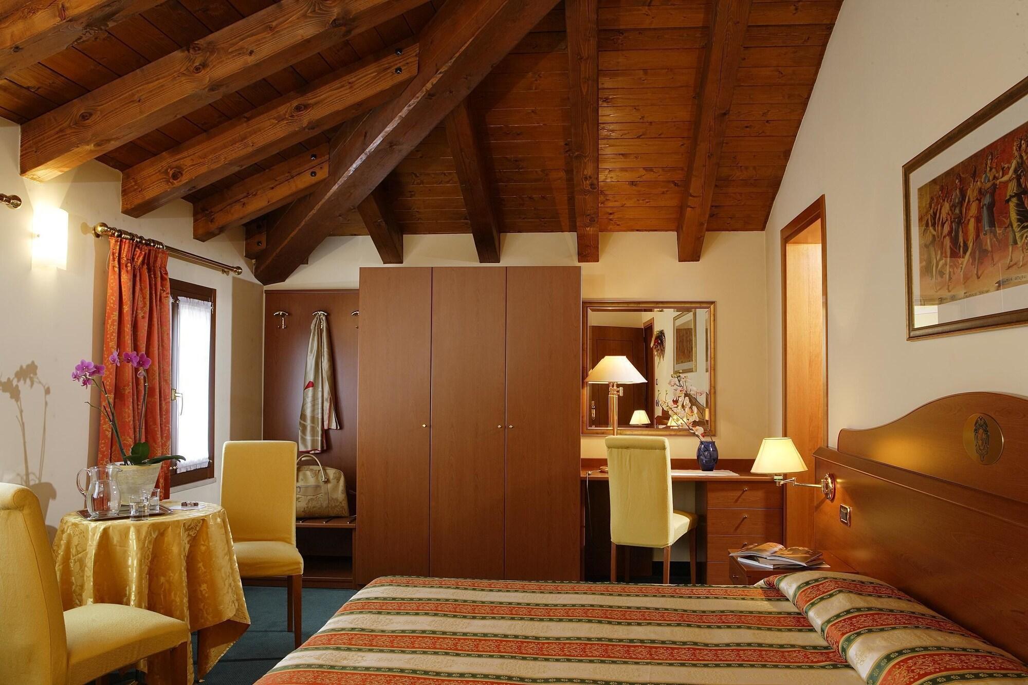 Hotel Antico Moro Chirignago-Zelarino Exterior photo